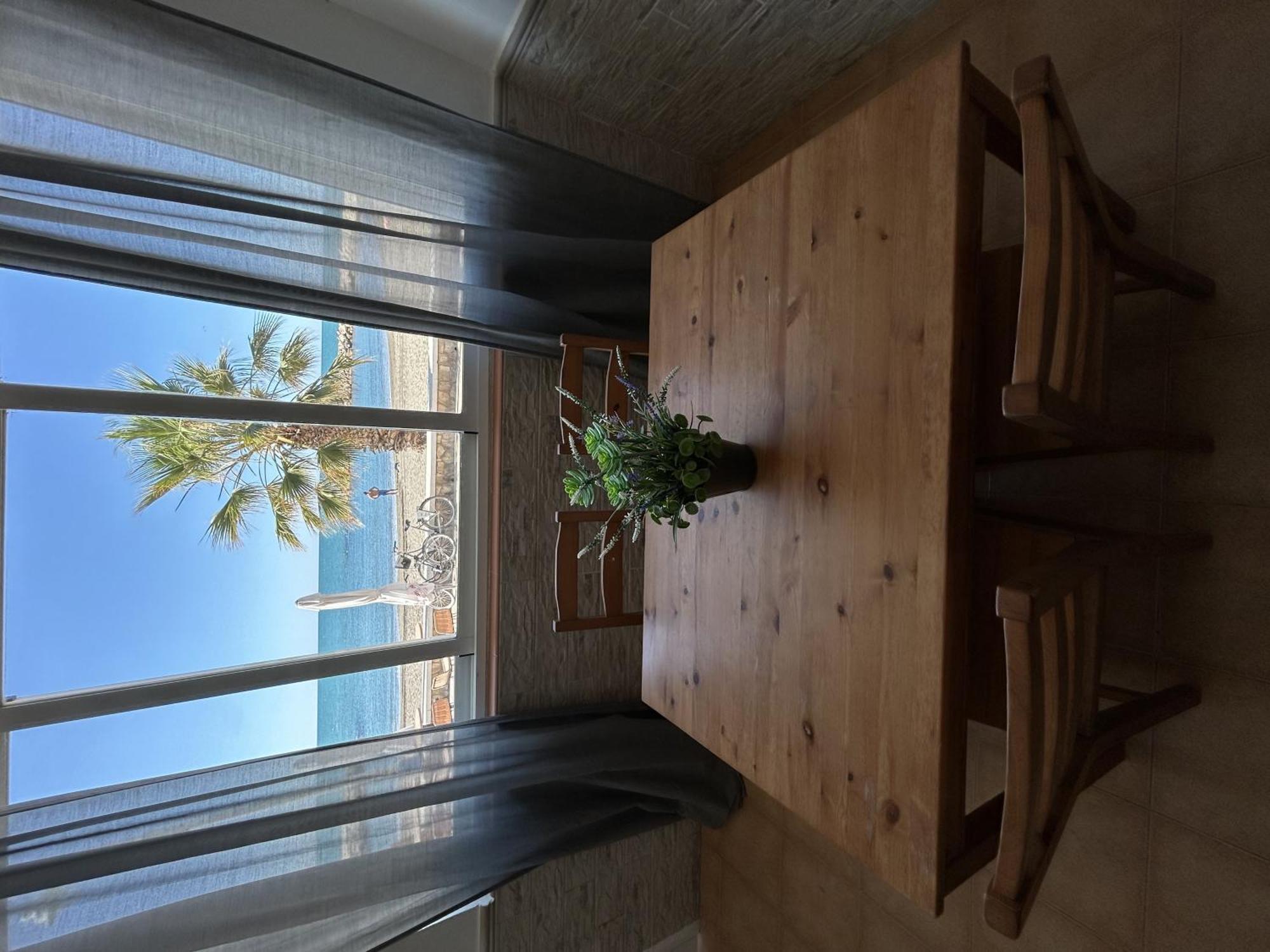 Apartamento Frente Al Mar Pedregalejo Málaga Exterior foto